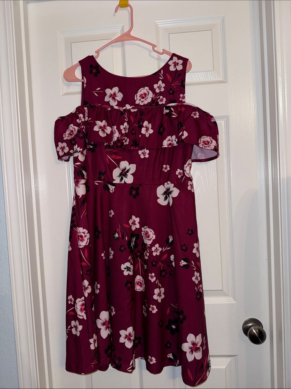 Elle is Burgundy Floral cold-Shoulder Dress